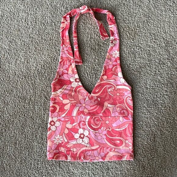 Hollister Must-Have Collection Floral Cropped Halter Top! - Picture 3 of 8